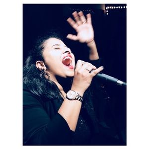 Meet your Posher, Sephra